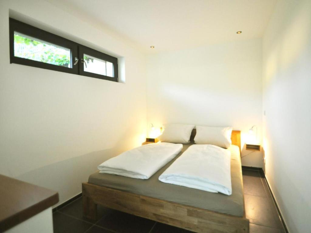 Ferienwohnung Am Moselufer Zell an der Mosel Dış mekan fotoğraf
