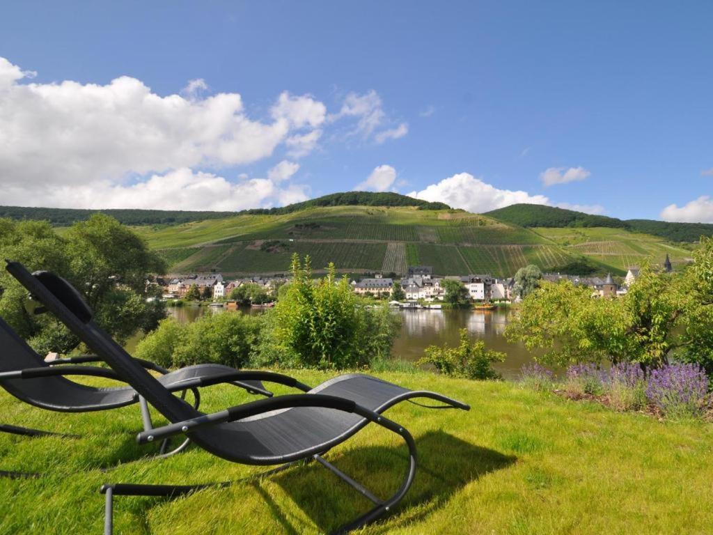 Ferienwohnung Am Moselufer Zell an der Mosel Dış mekan fotoğraf